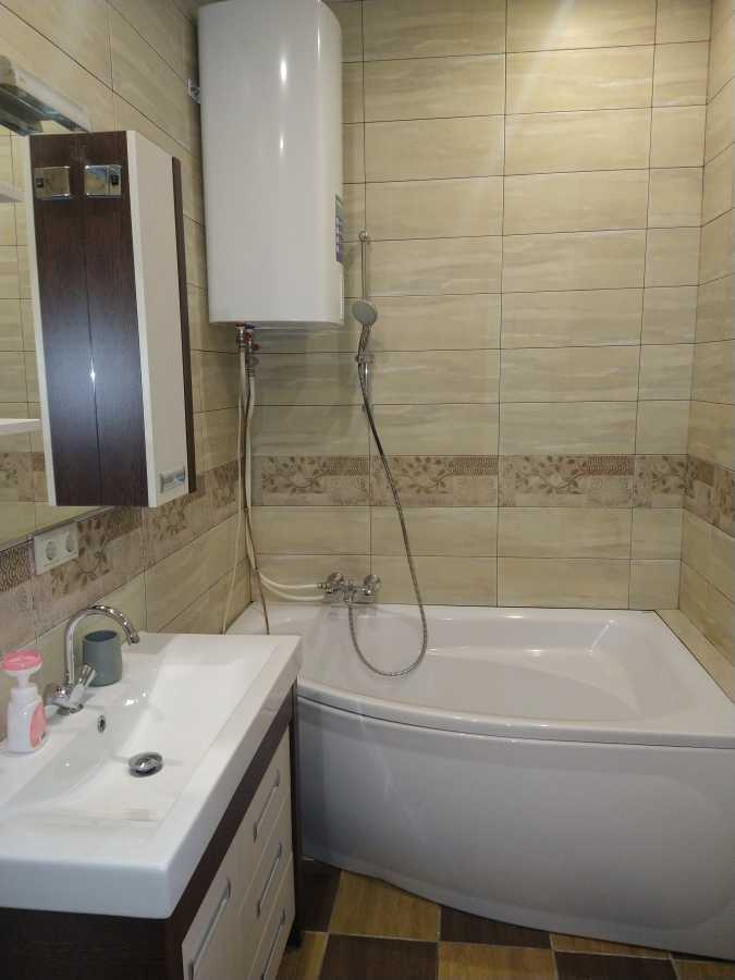 Аренда 3-комнатной квартиры 108.8 м², Кирилловская ул.