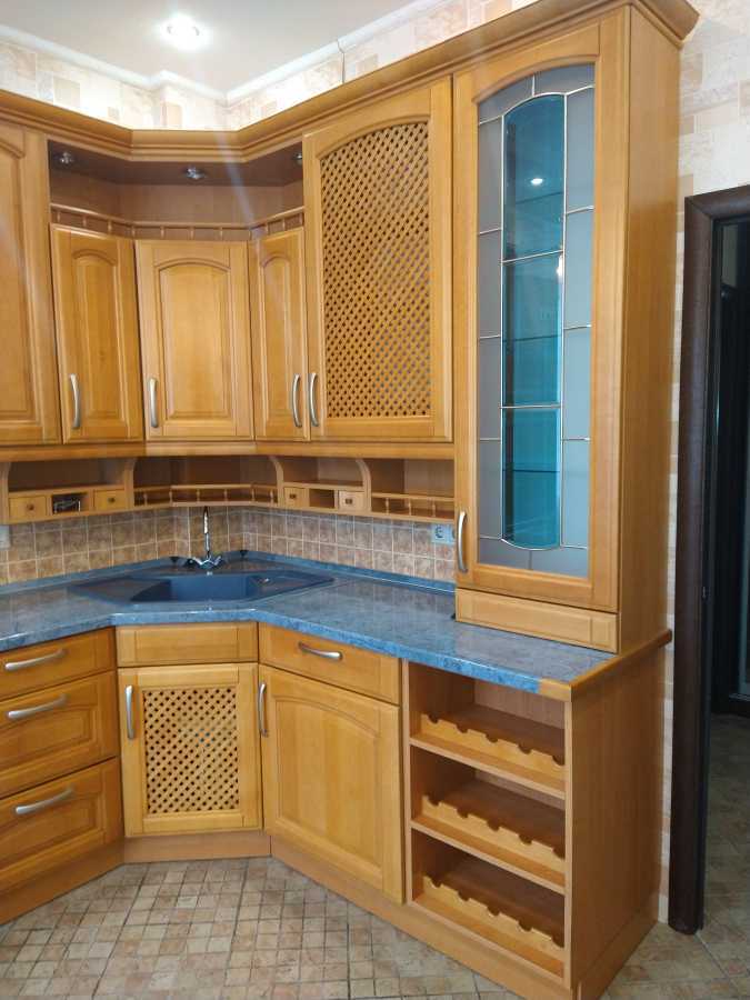 Аренда 3-комнатной квартиры 108.8 м², Кирилловская ул.