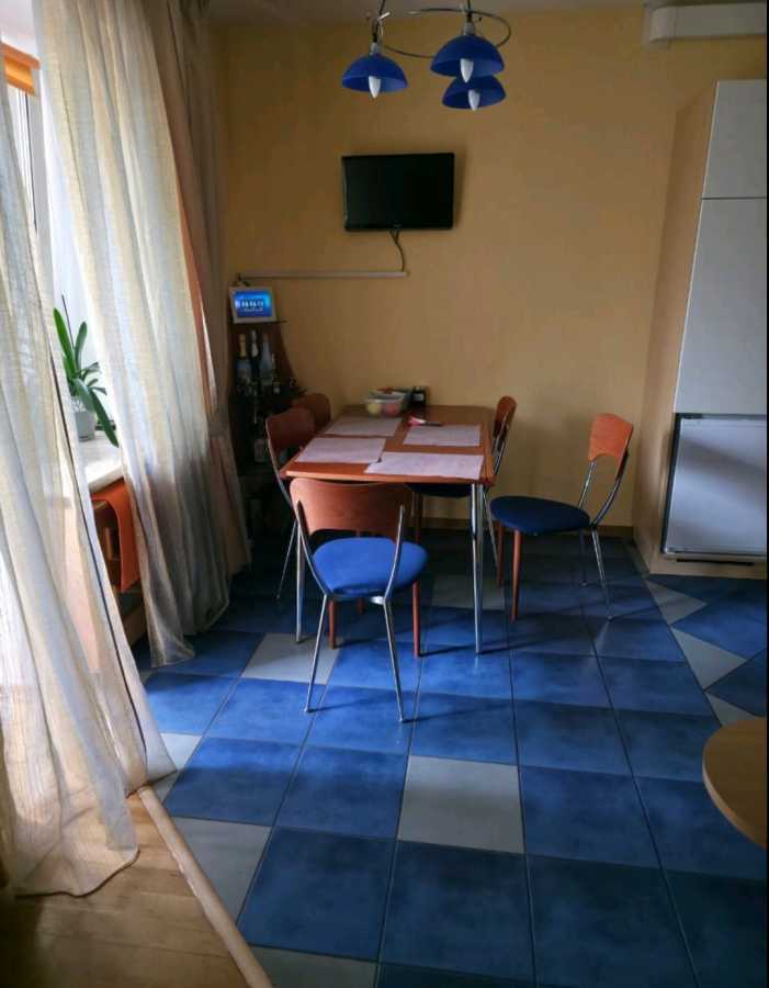 Аренда 3-комнатной квартиры 110 м², Вузовская ул., 5