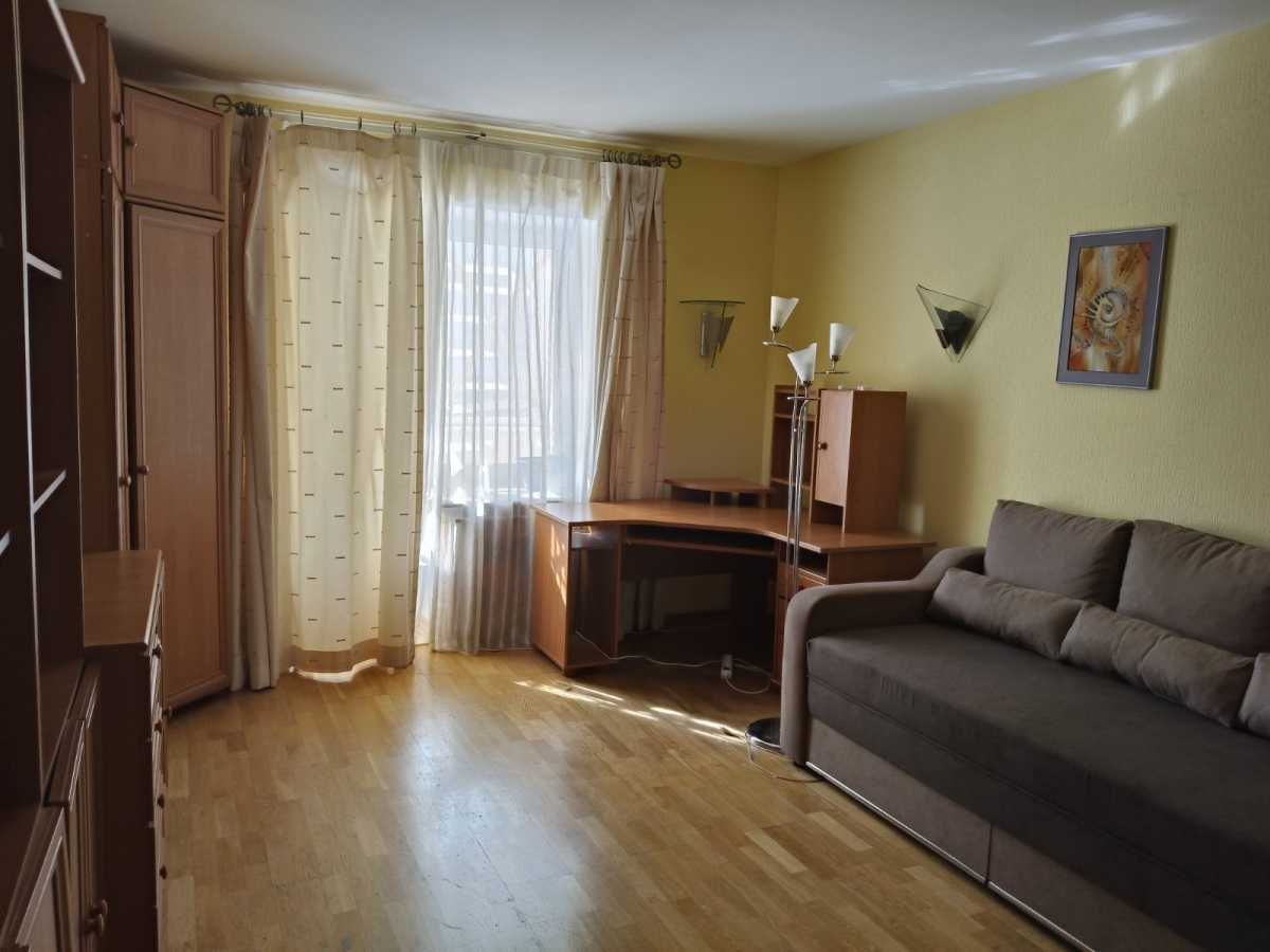 Аренда 3-комнатной квартиры 110 м², Вузовская ул., 5