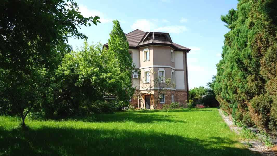 Продажа дома 575 м², Мальовнича