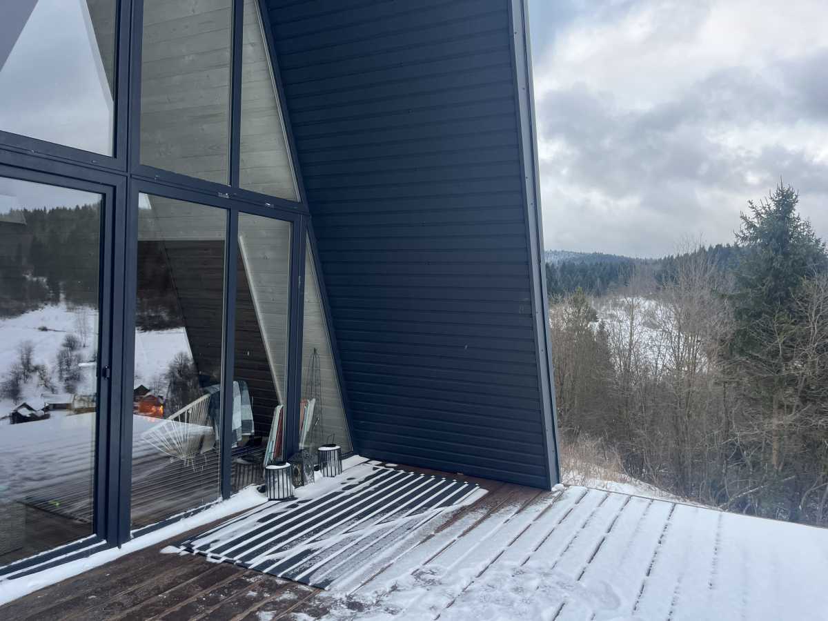 Коттедж посуточно 60 м², Сходница, улица Ювілейна, 16