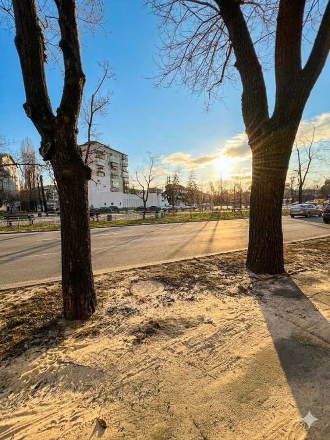 Продаж 2-кімнатної квартири 56.5 м², Верховної Ради бул., 13