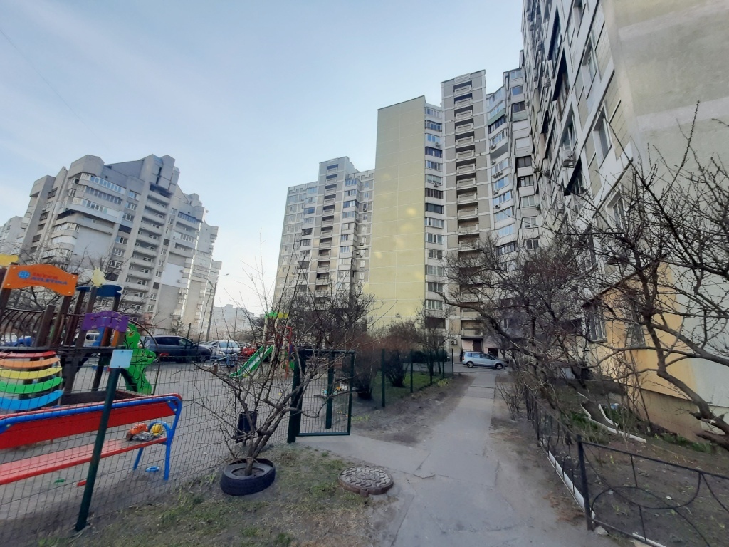 Аренда 1-комнатной квартиры 38 м², Драгоманова ул., 23А