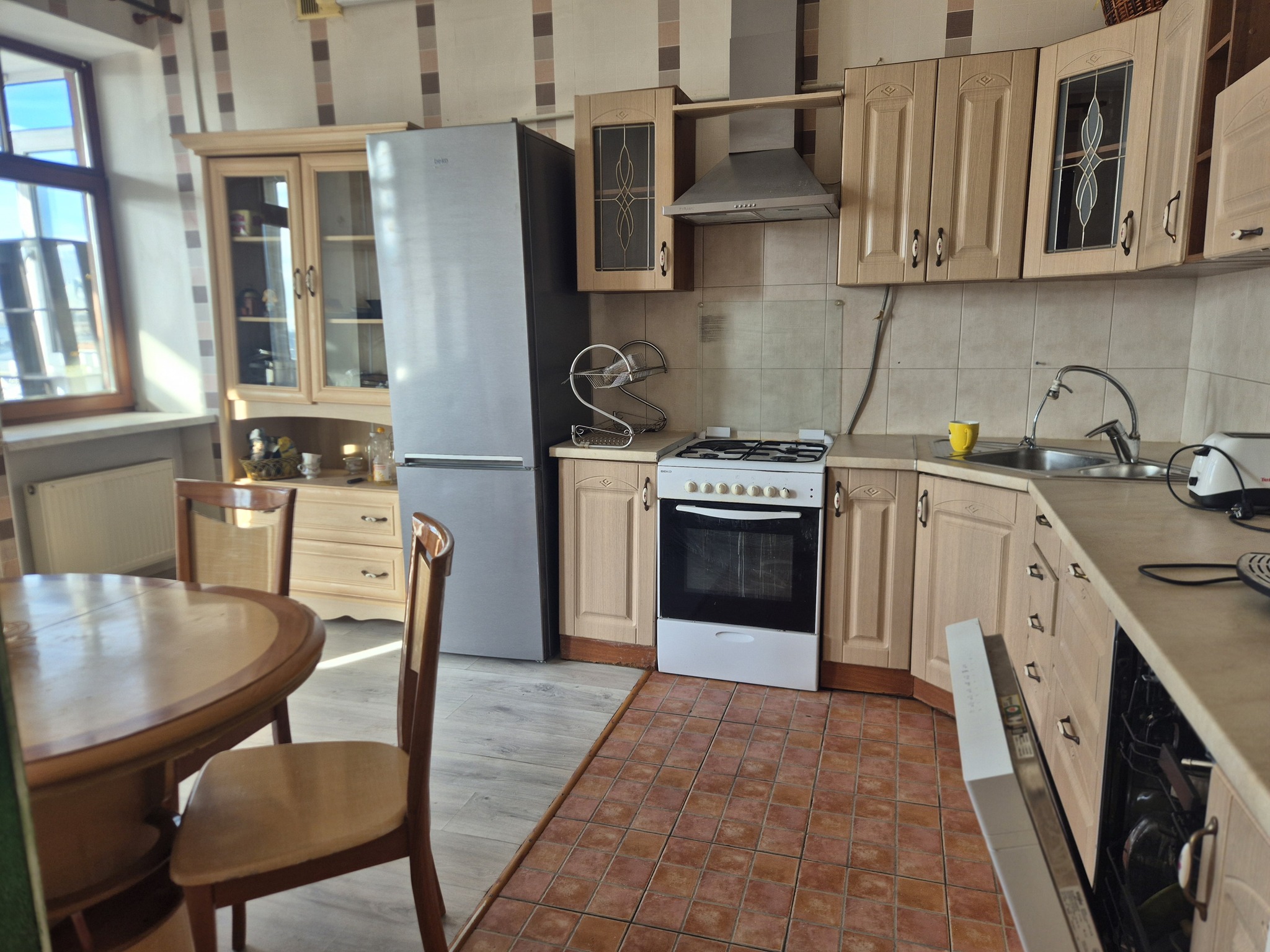 Оренда 2-кімнатної квартири 100 м², Жуковского вул., 10