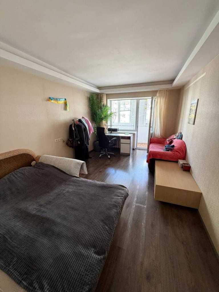 Продажа 2-комнатной квартиры 55.5 м², Большая Васильковская ул., 102