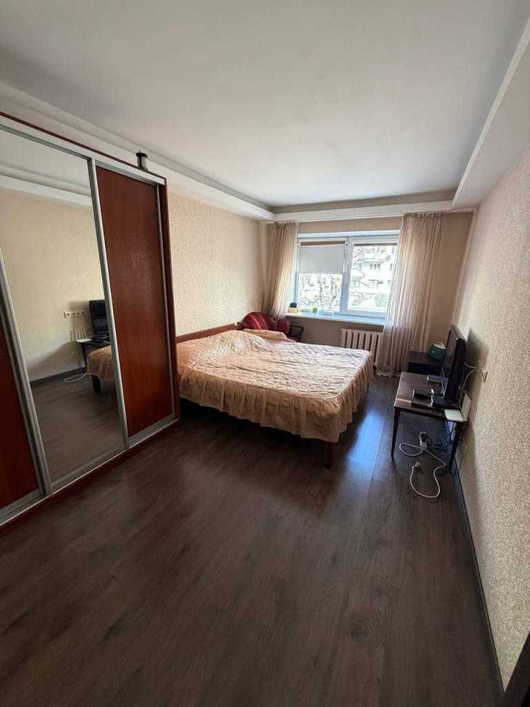 Продажа 2-комнатной квартиры 55.5 м², Большая Васильковская ул., 102