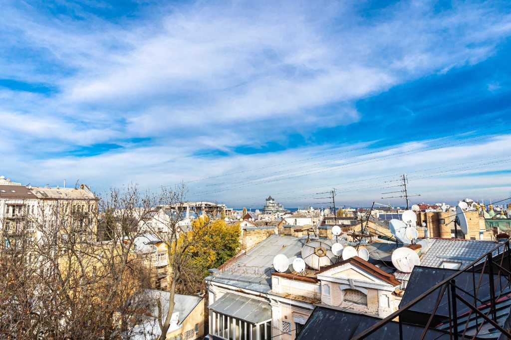 Оренда 5-кімнатної квартири 360 м², Ярославів Вал вул., 16