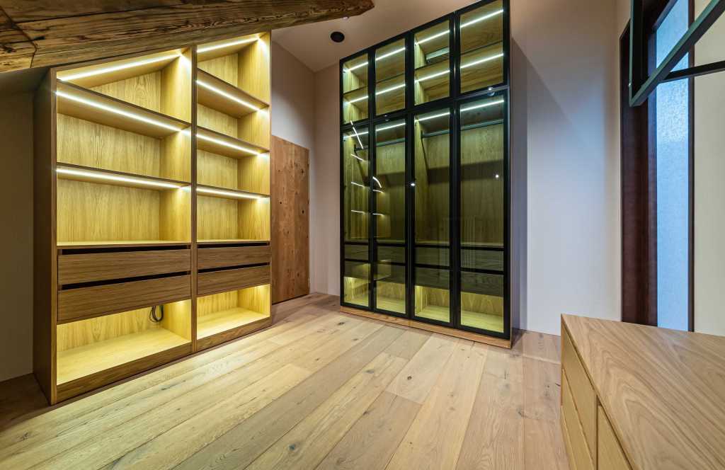 Оренда 5-кімнатної квартири 360 м², Ярославів Вал вул., 16