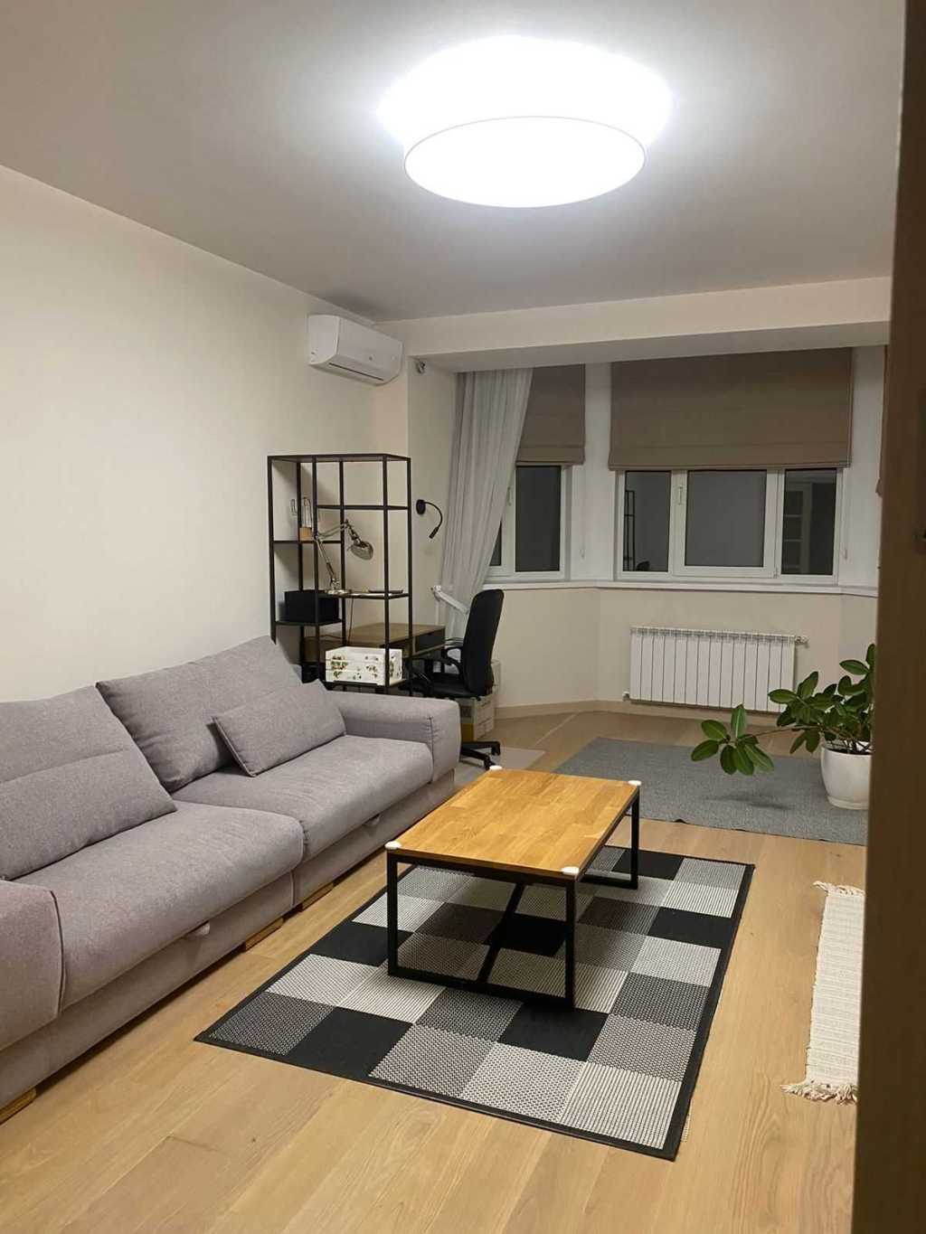 Оренда 3-кімнатної квартири 90 м², Введенська вул., 29/58