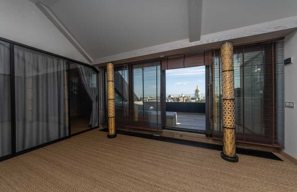 Оренда 5-кімнатної квартири 211 м², Ярославів Вал вул., 16