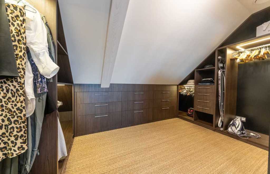 Оренда 5-кімнатної квартири 211 м², Ярославів Вал вул., 16