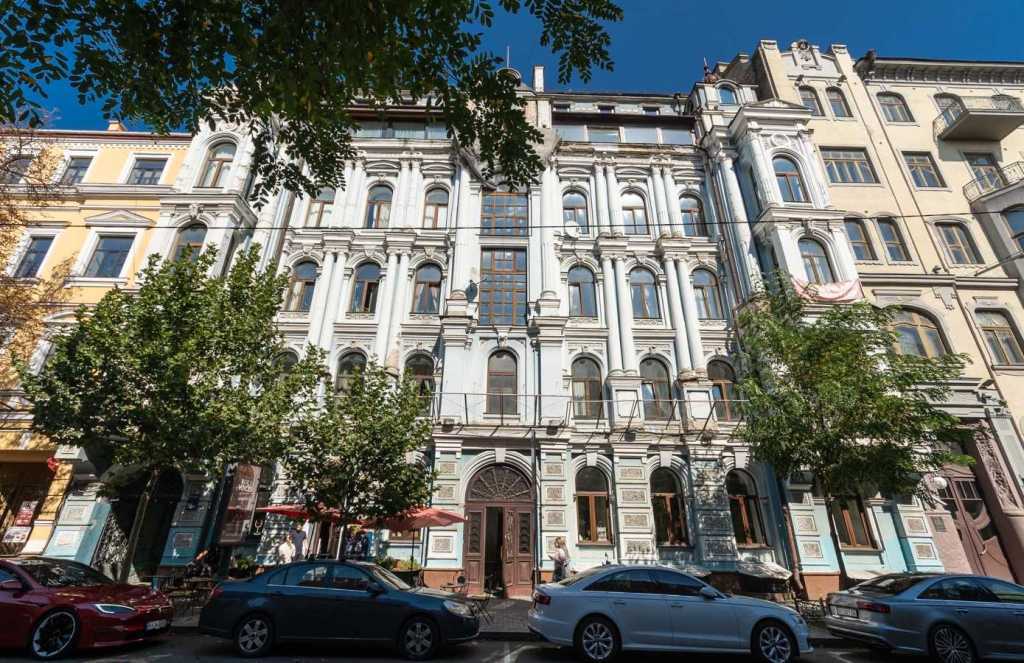 Оренда 5-кімнатної квартири 211 м², Ярославів Вал вул., 16