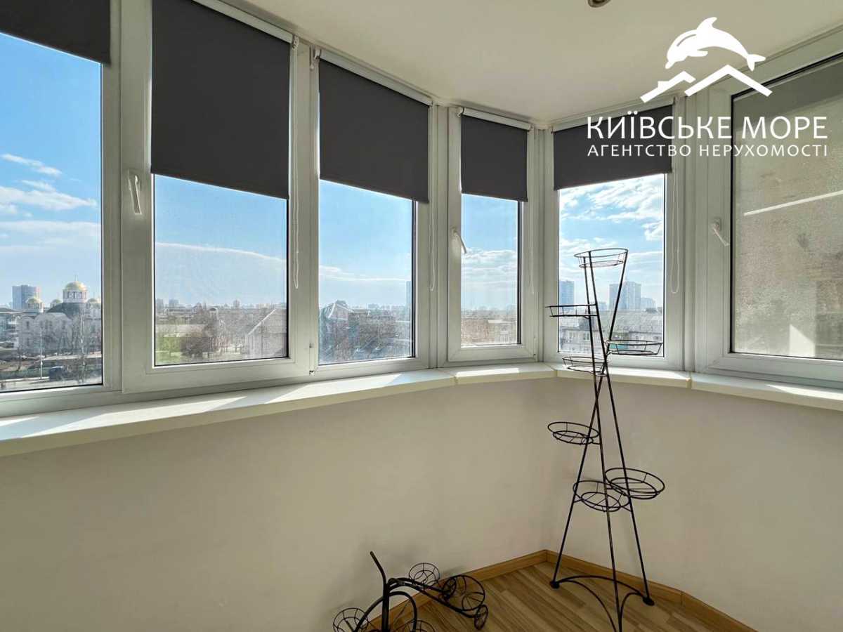 Оренда 4-кімнатної квартири 93 м², Георгія Тороповського вул., 47