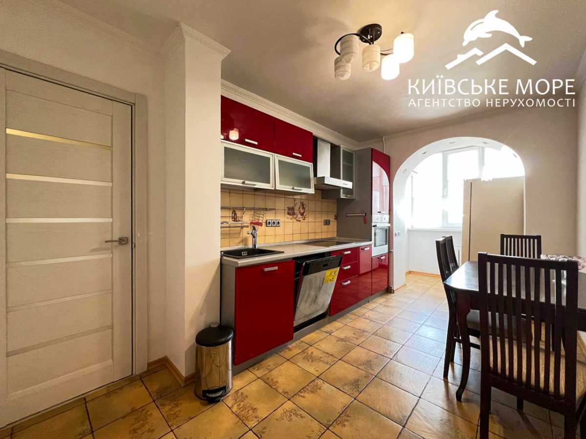 Оренда 4-кімнатної квартири 93 м², Георгія Тороповського вул., 47