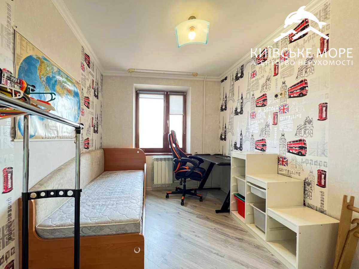 Оренда 4-кімнатної квартири 93 м², Георгія Тороповського вул., 47