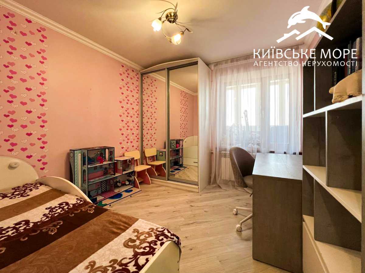 Оренда 4-кімнатної квартири 93 м², Георгія Тороповського вул., 47