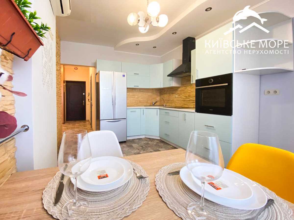 Оренда 1-кімнатної квартири 48 м², Воскресенська вул., 14Е