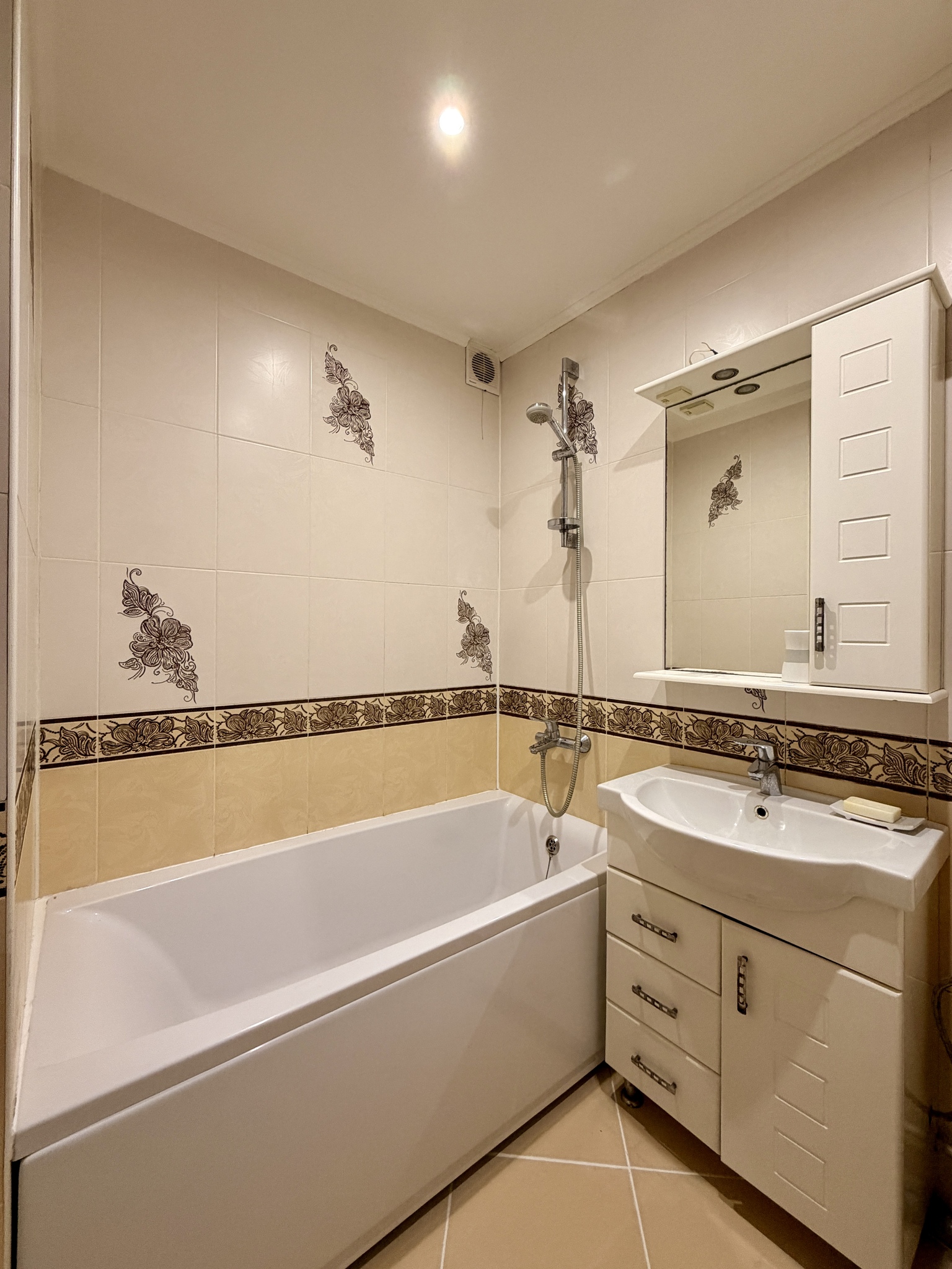 Продажа 2-комнатной квартиры 49 м², Винграновского ул., 41