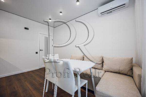 Продажа 1-комнатной квартиры 43 м², Яна Райниса ул., Підмогильного вулиця, 5