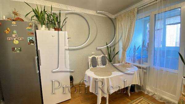 Продажа 3-комнатной квартиры 98 м², Сергея Данченко ул., 1