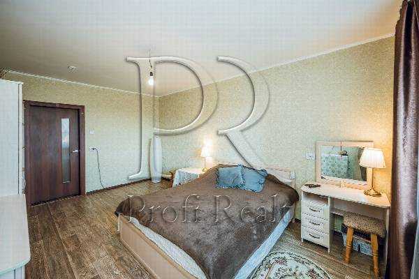 Продажа 3-комнатной квартиры 98 м², Сергея Данченко ул., 1