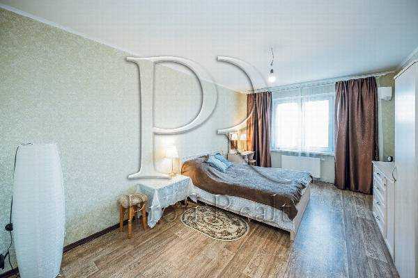 Продажа 3-комнатной квартиры 98 м², Сергея Данченко ул., 1