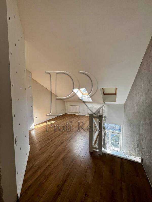 Продаж 1-кімнатної квартири 44 м², Михайла Величка вул., 1