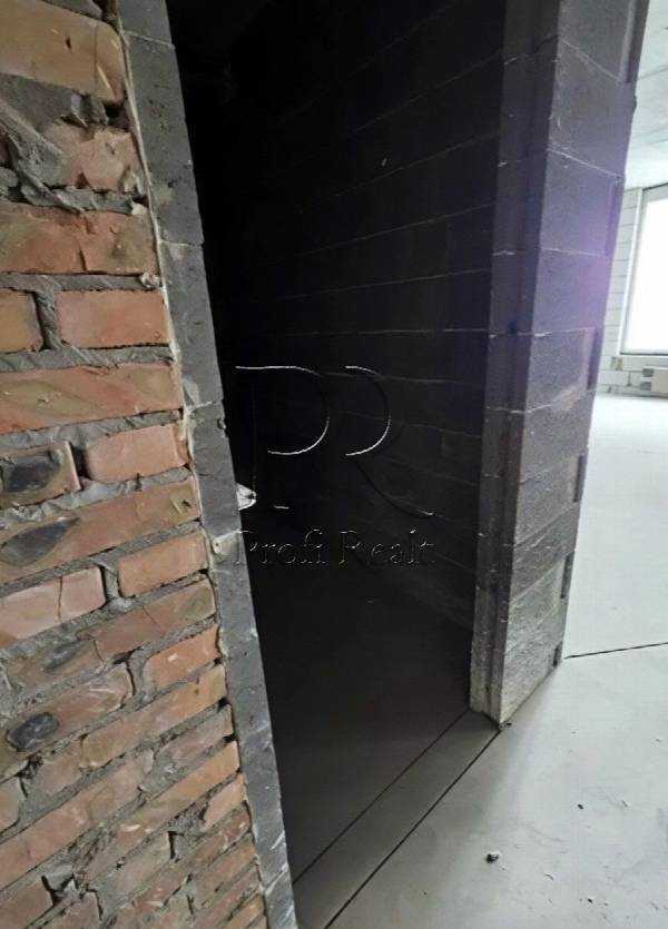 Продажа 1-комнатной квартиры 43 м², Александра Олеся ул., 27А