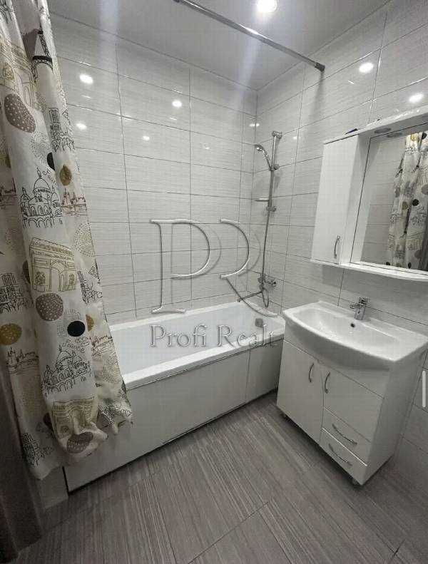 Продажа 1-комнатной квартиры 45 м², Правды просп., 43А