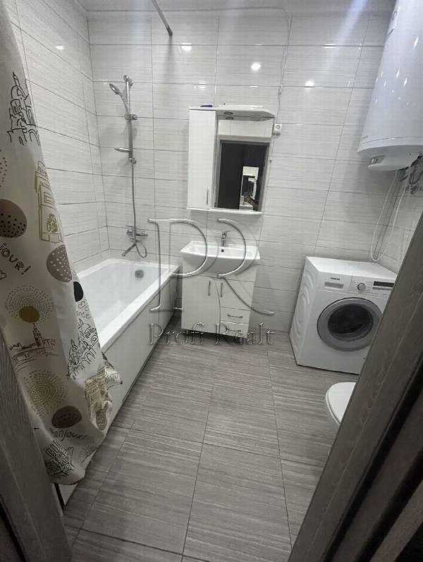 Продажа 1-комнатной квартиры 45 м², Правды просп., 43А