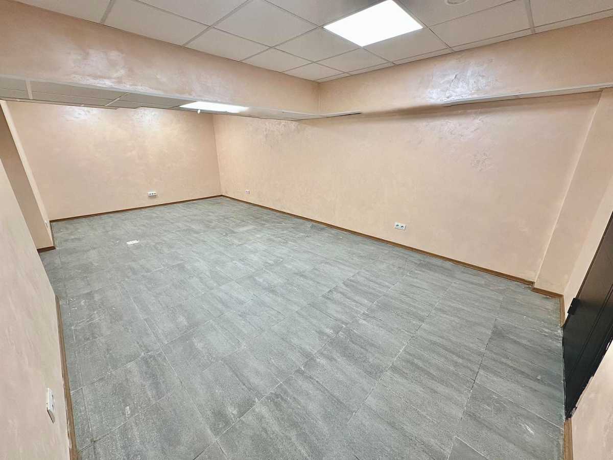 Аренда помещения свободного назначения 28 м², Саперно-Слободская ул., 8