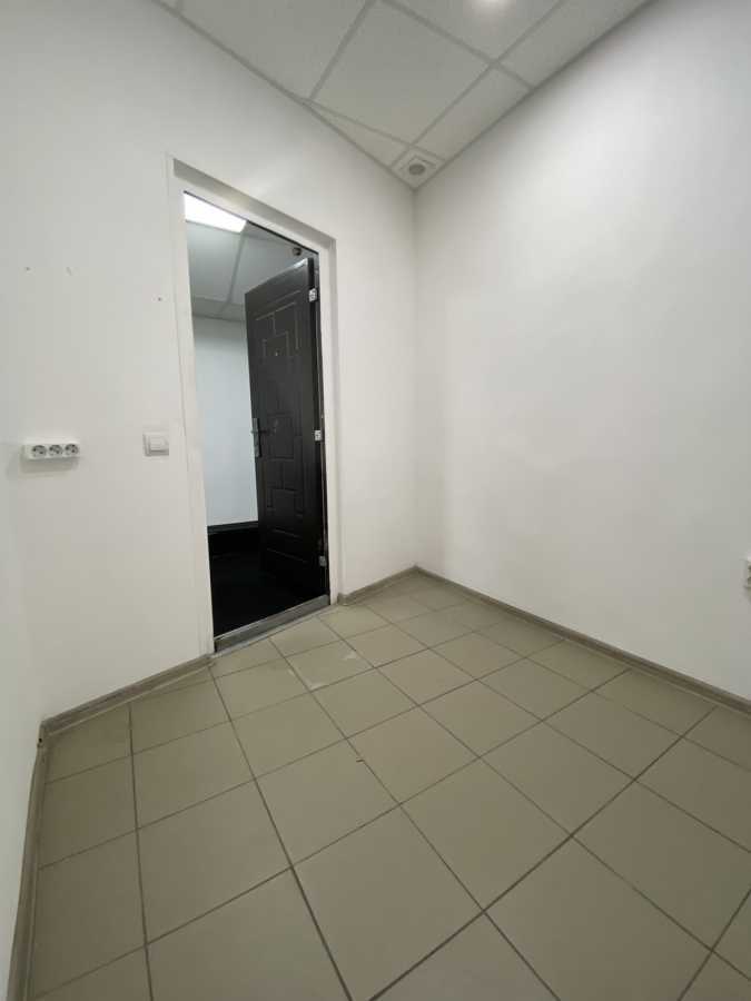 Аренда помещения свободного назначения 46 м², Раисы Окипной ул., 4А