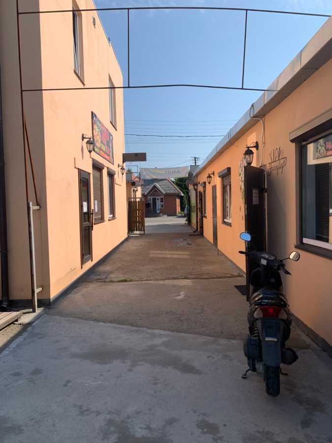 Аренда магазина 100 м², Центральна, 36