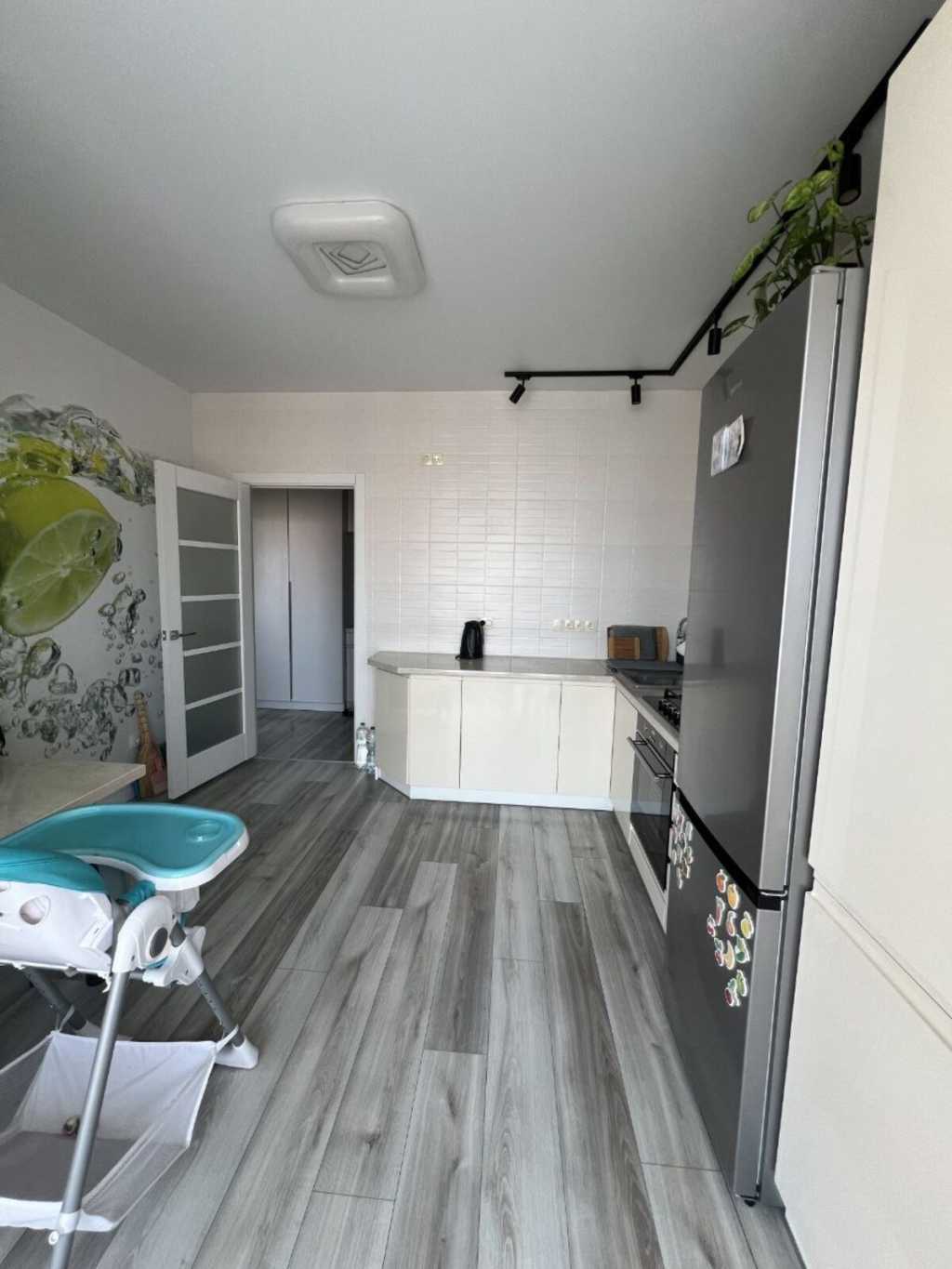 Продажа 2-комнатной квартиры 61 м², Винницкая ул.