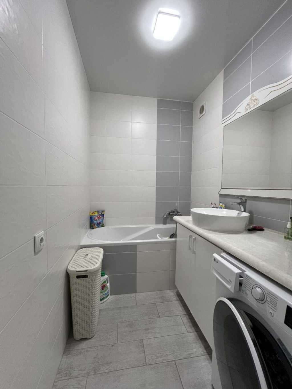 Продажа 2-комнатной квартиры 61 м², Винницкая ул.