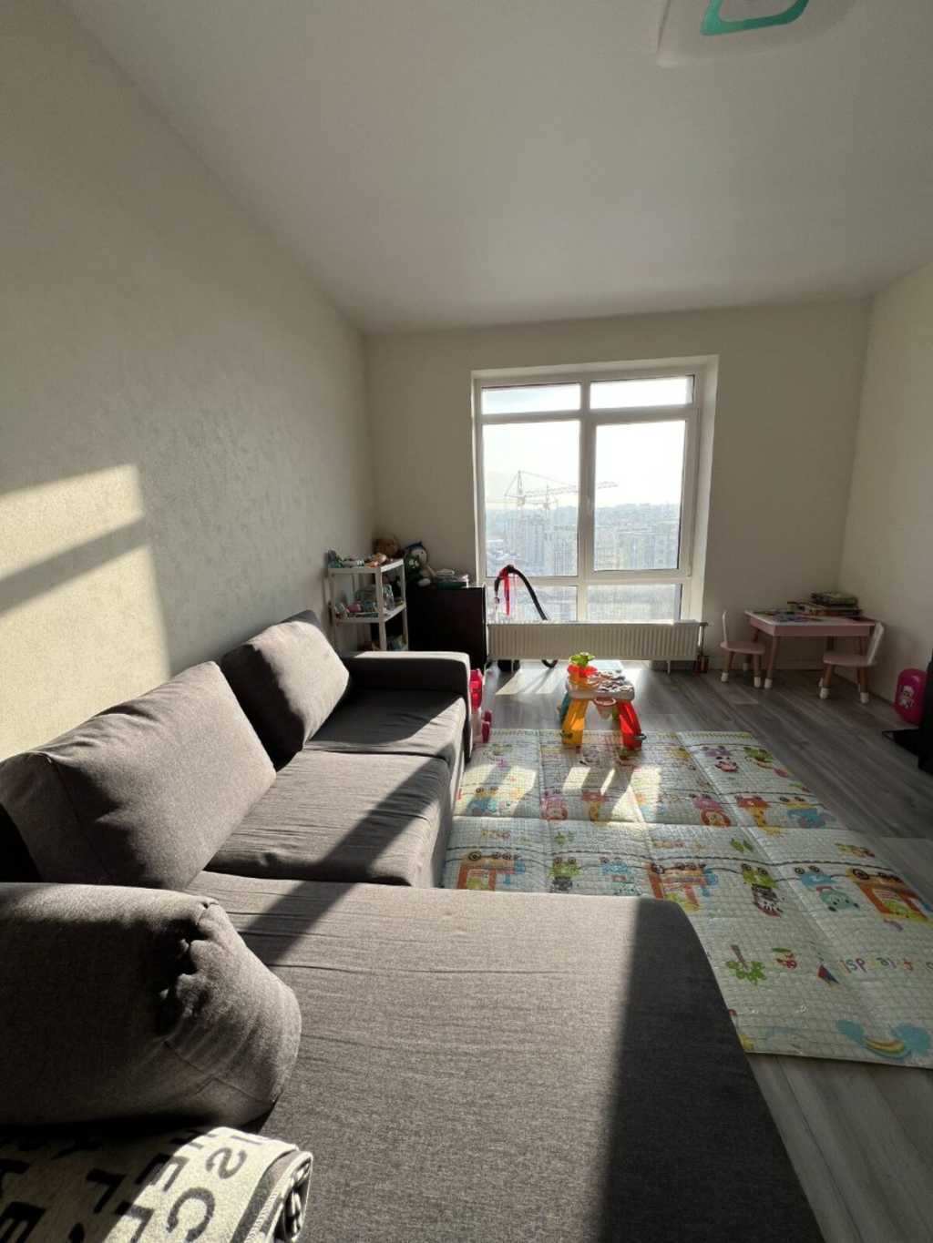 Продажа 2-комнатной квартиры 61 м², Винницкая ул.