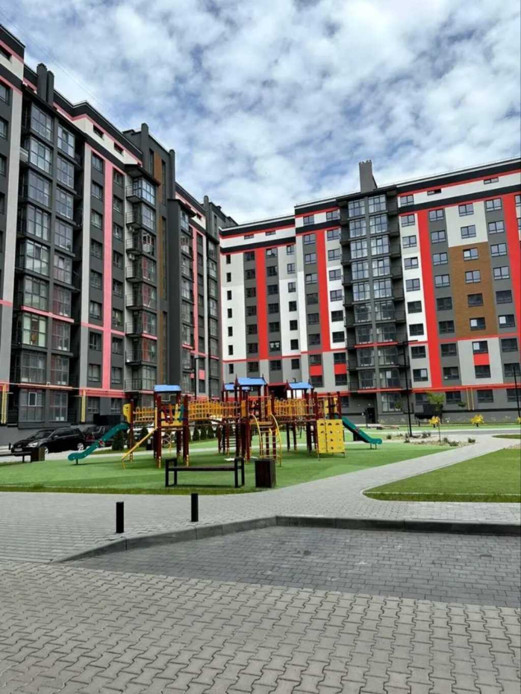 Продажа 2-комнатной квартиры 61 м², Винницкая ул.