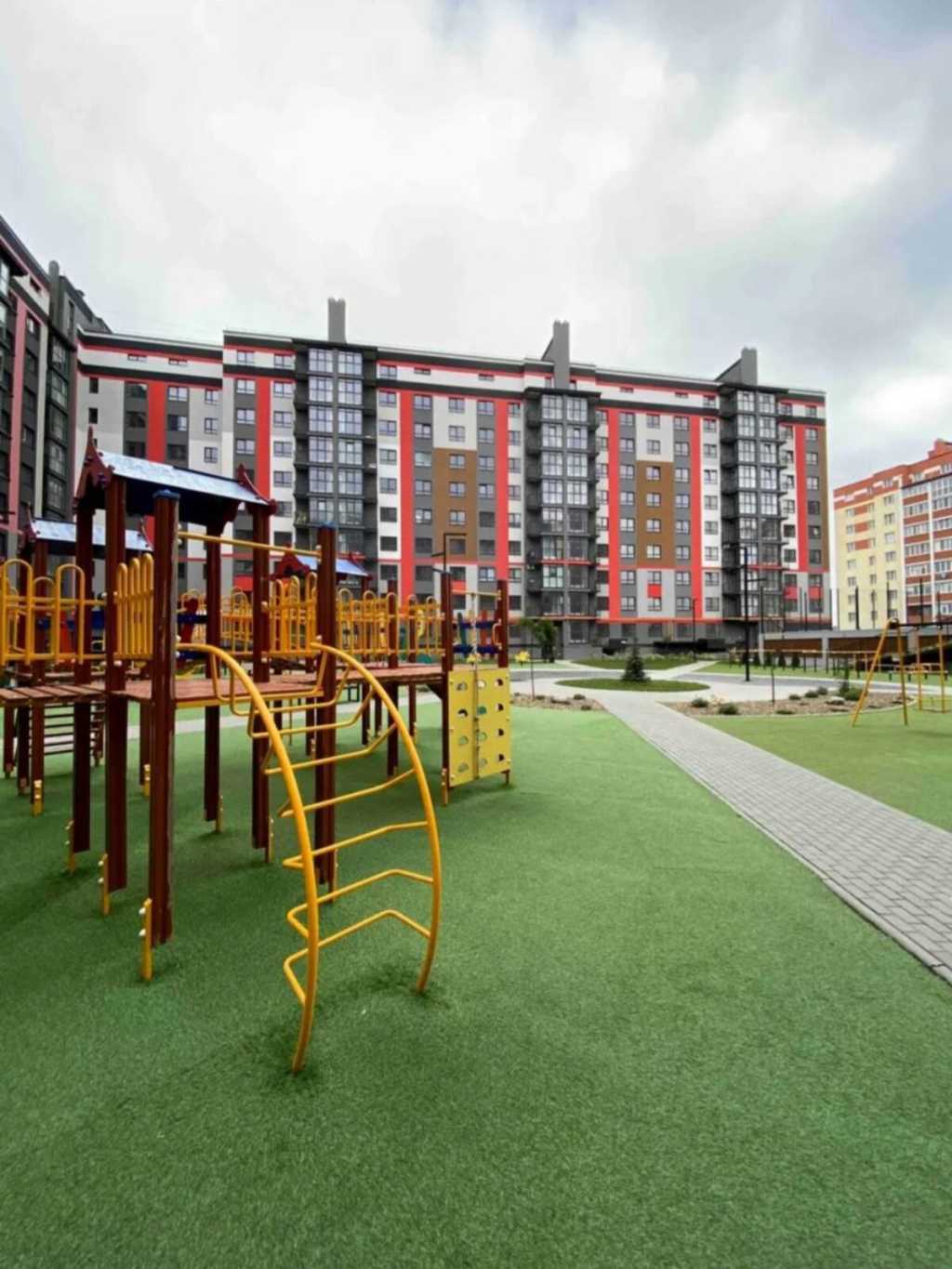 Продажа 2-комнатной квартиры 61 м², Винницкая ул.