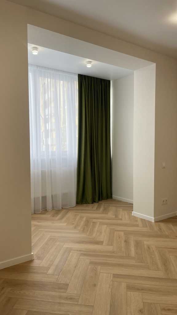 Продаж 1-кімнатної квартири 50.4 м², Озерна вул.