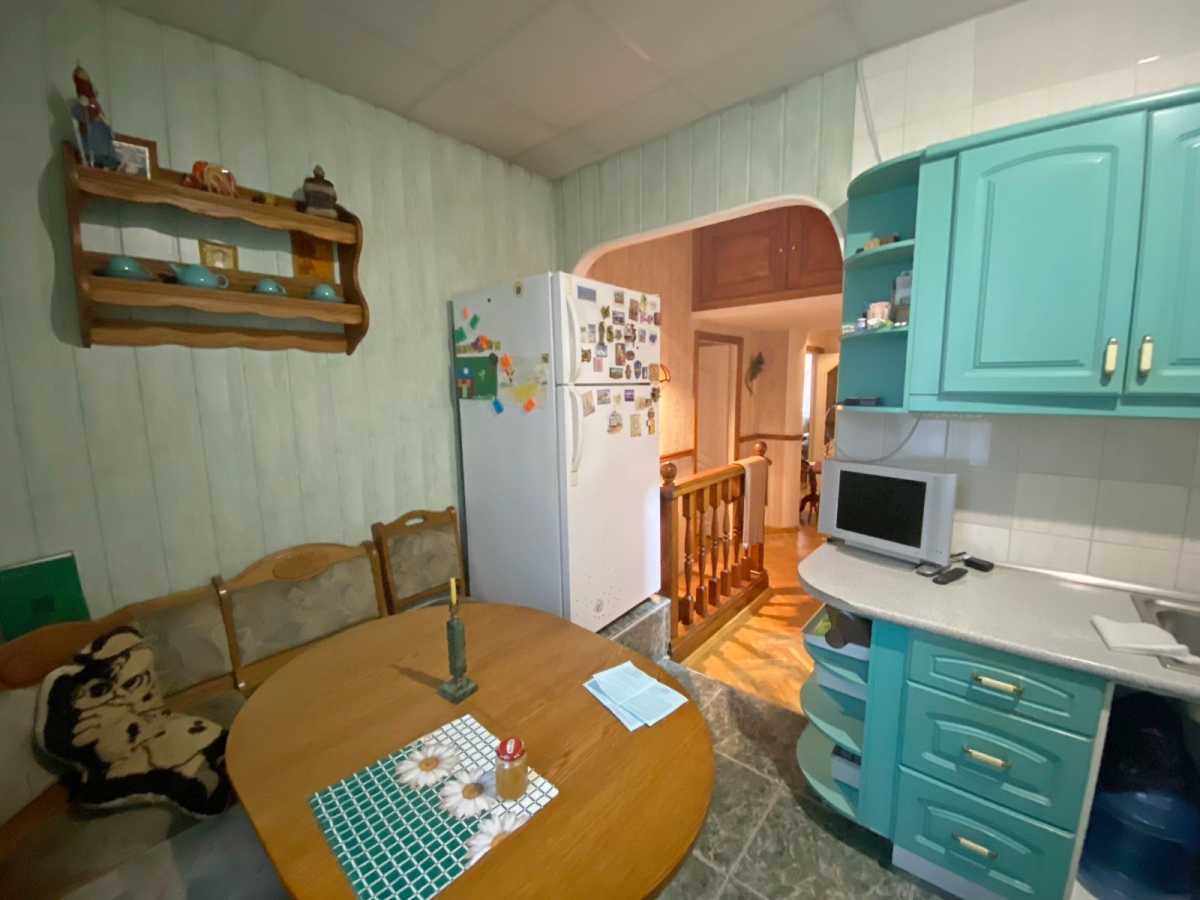 Продажа 3-комнатной квартиры 81 м², Очаковская ул., 8