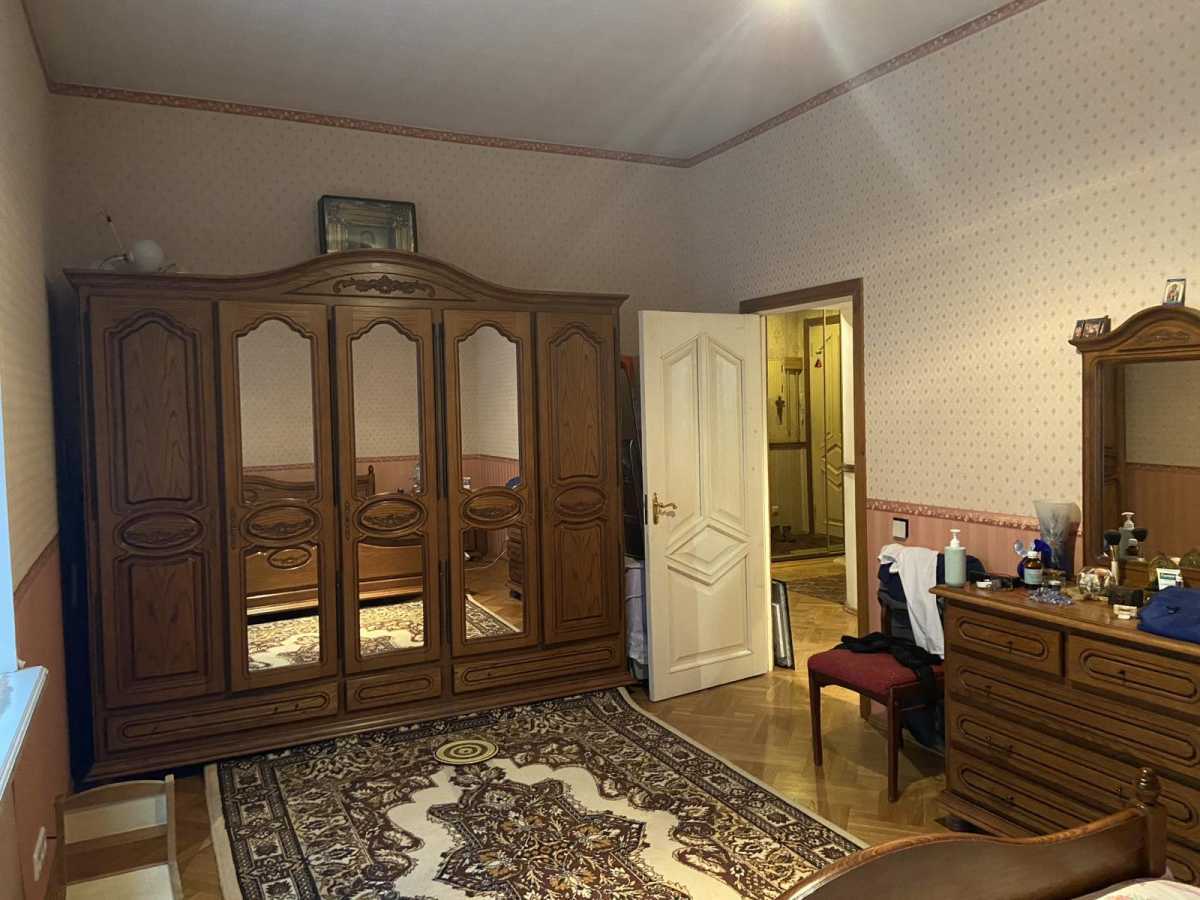 Продажа 3-комнатной квартиры 81 м², Очаковская ул., 8