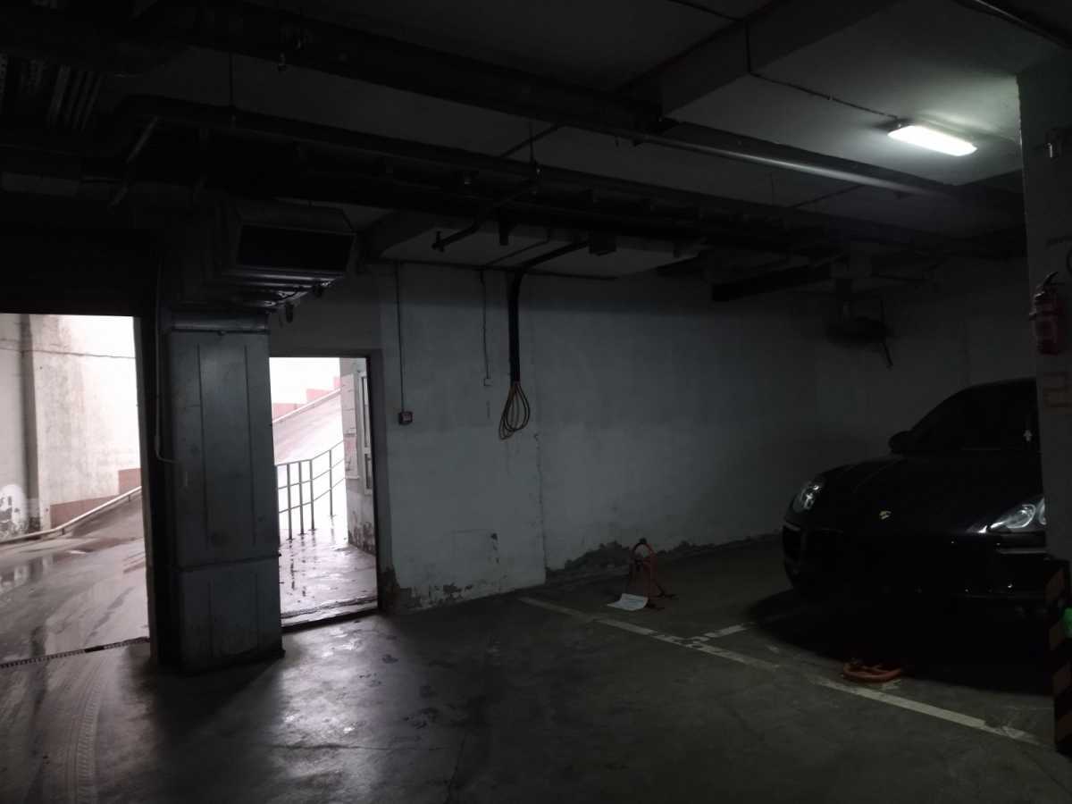 Продажа машиноместа 24.5 м², Александра Мишуги ул., 8