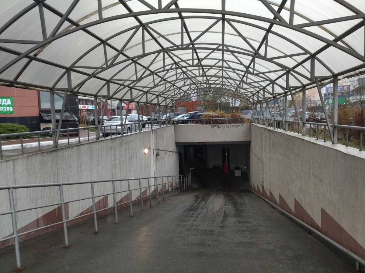 Оренда парковки 24.5 м², Олександра Мішуги вул., 8