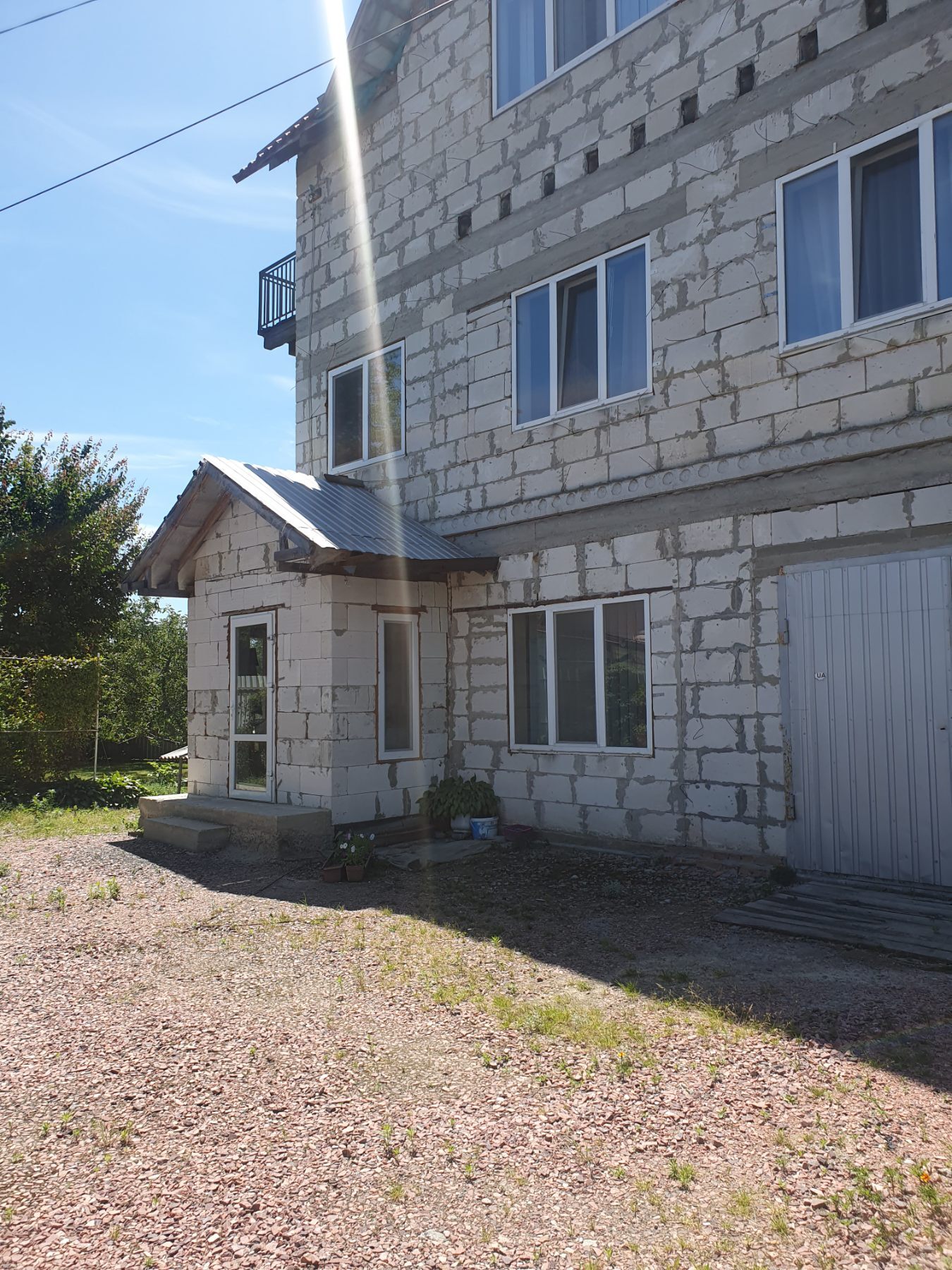 Продаж будинку 200 м²