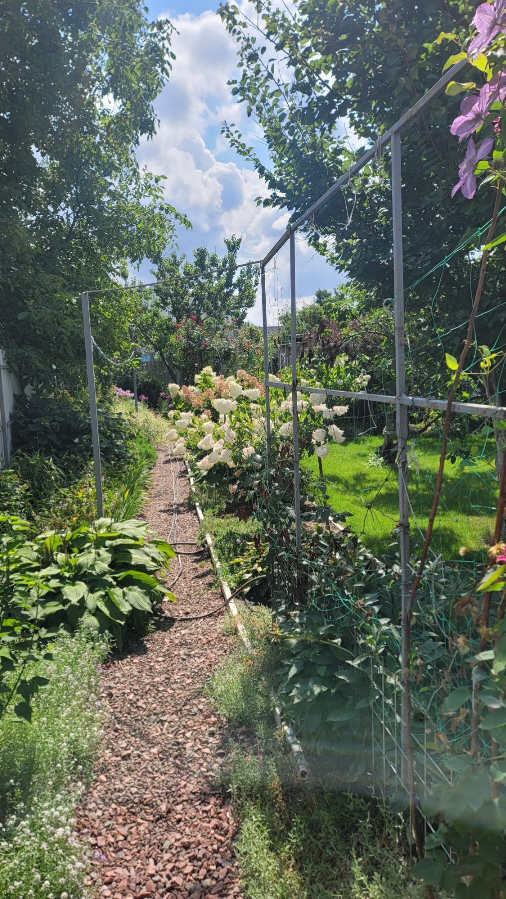 Продаж будинку 200 м²