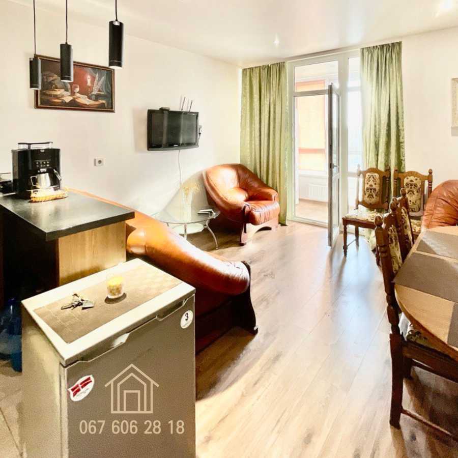 Продажа 2-комнатной квартиры 70 м², Сырецко-Садовая ул., 1