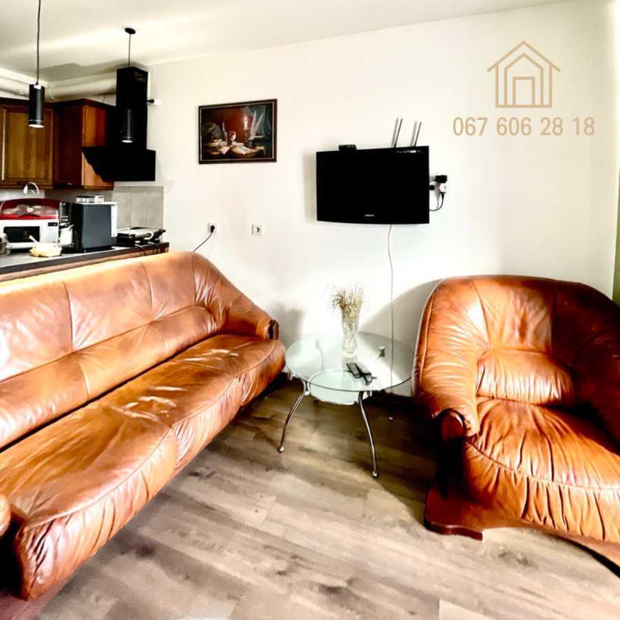 Продажа 2-комнатной квартиры 70 м², Сырецко-Садовая ул., 1