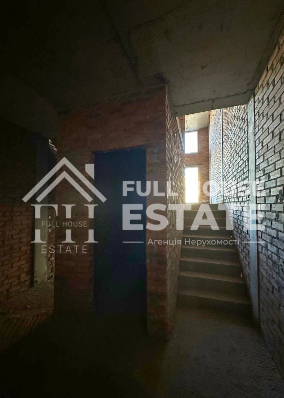 Продажа 4-комнатной квартиры 155 м², Бурмистенко пер., 33А