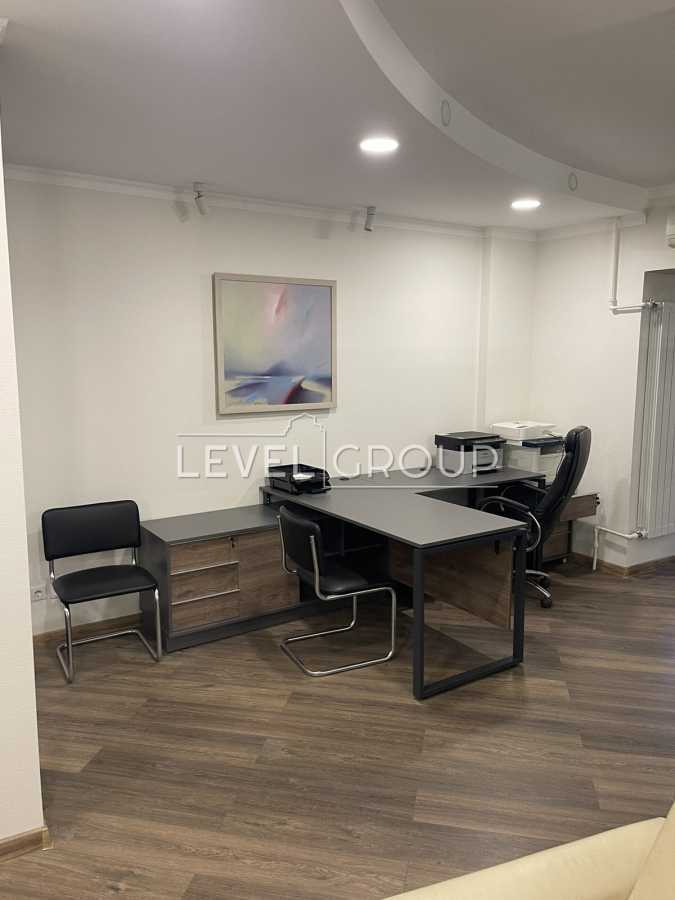 Продажа офиса 41.5 м², Тарасовская ул., 36